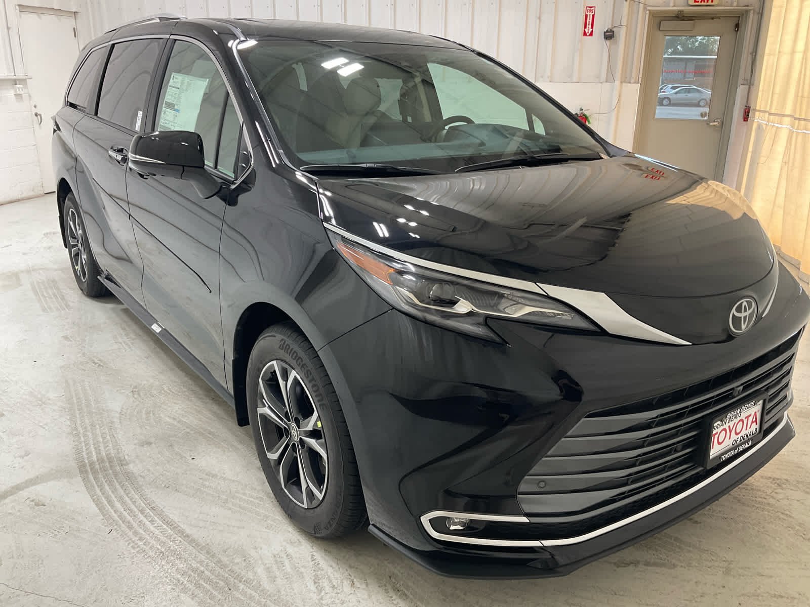 New 2026 Toyota Sienna Van