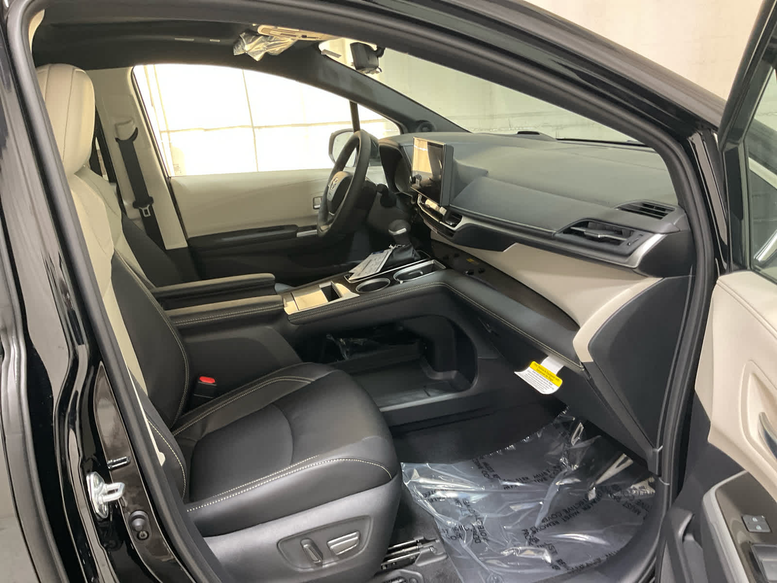 New 2026 Toyota Sienna Van