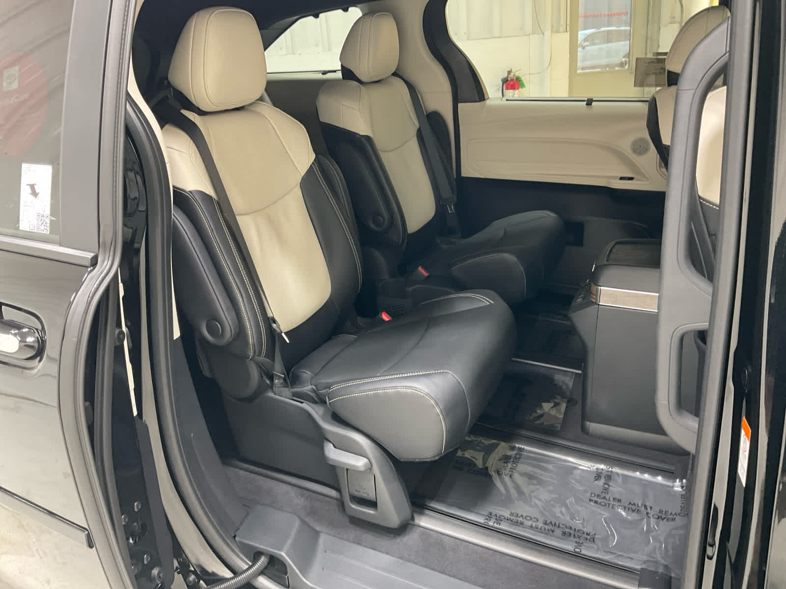 New 2026 Toyota Sienna Van