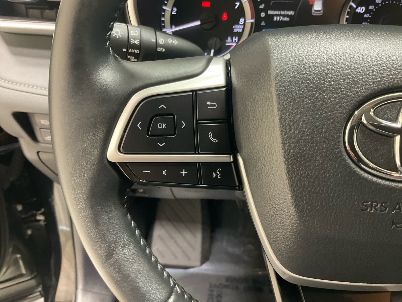 Used 2025 Toyota Highlander SUV