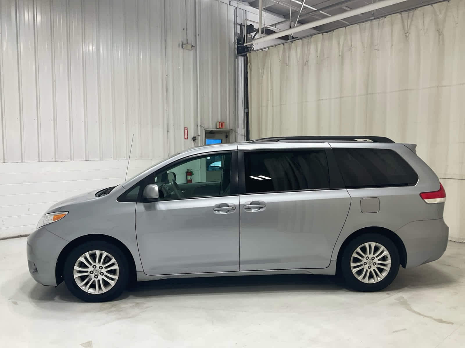 Used 2012 Toyota Sienna Van
