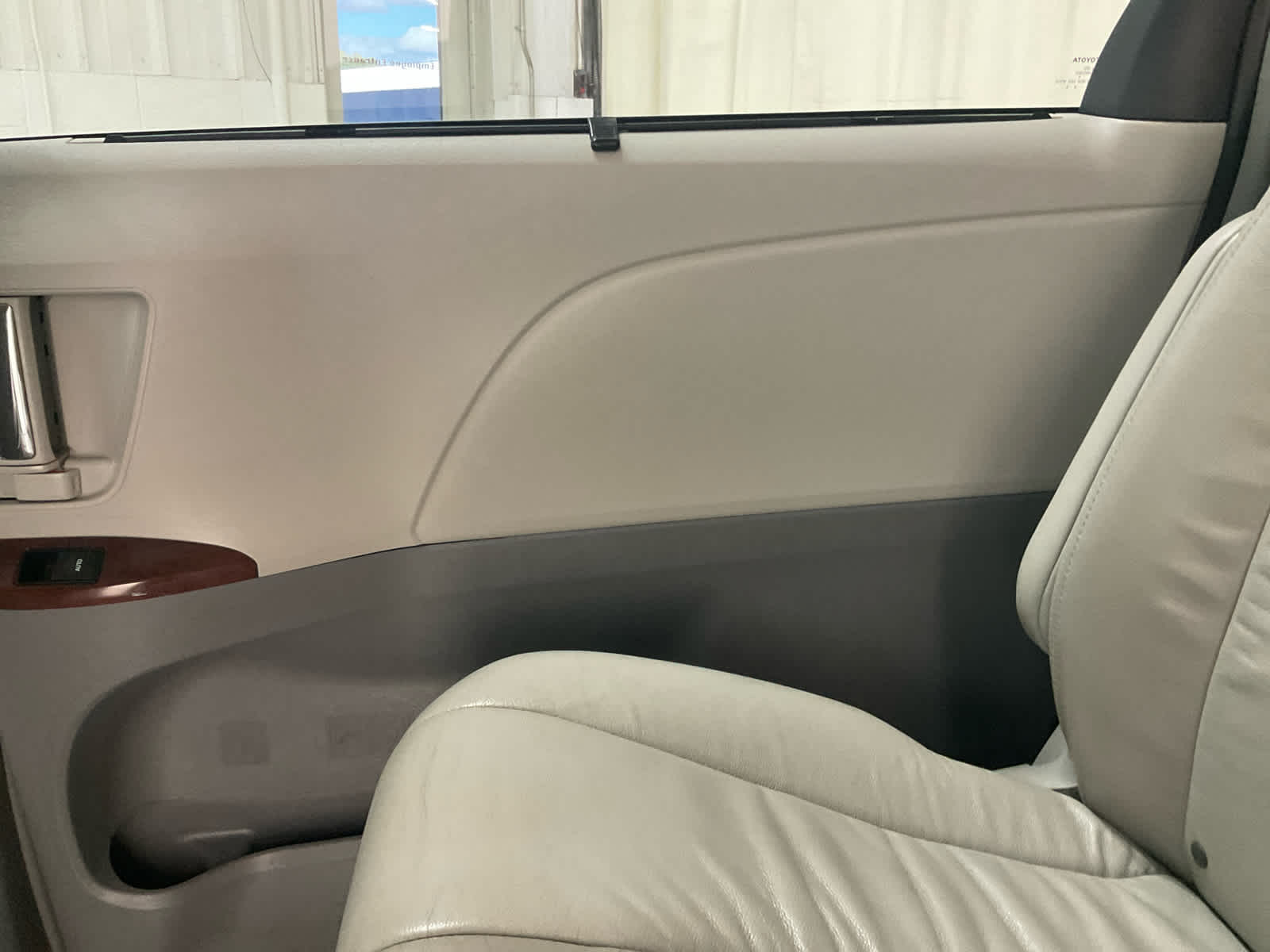 Used 2012 Toyota Sienna Van