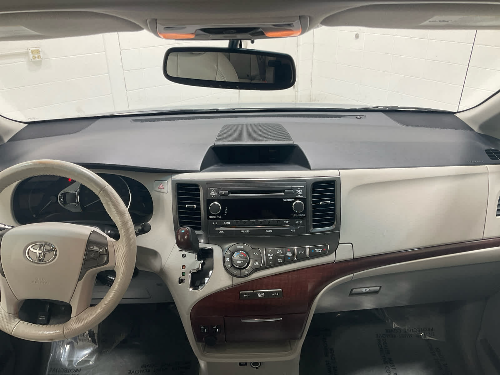 Used 2012 Toyota Sienna Van