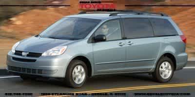 2005 Toyota Sienna LE's photo