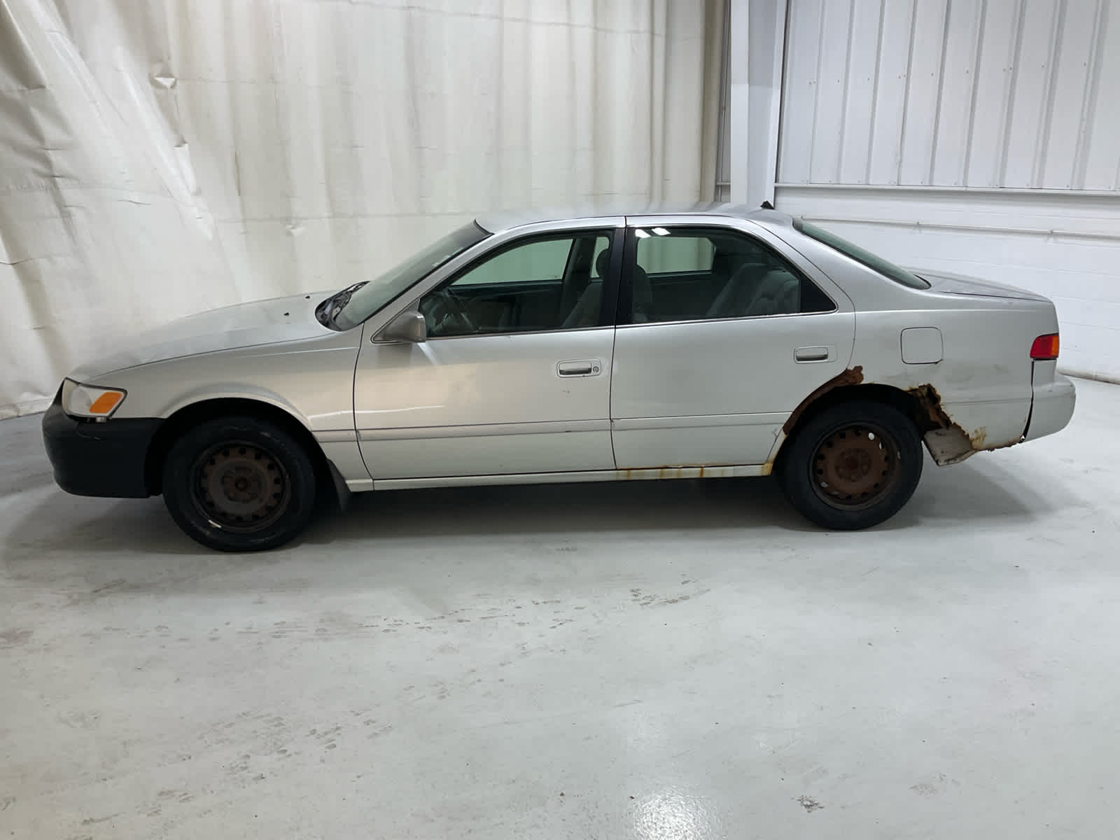 Used 2000 Toyota Camry Sedan