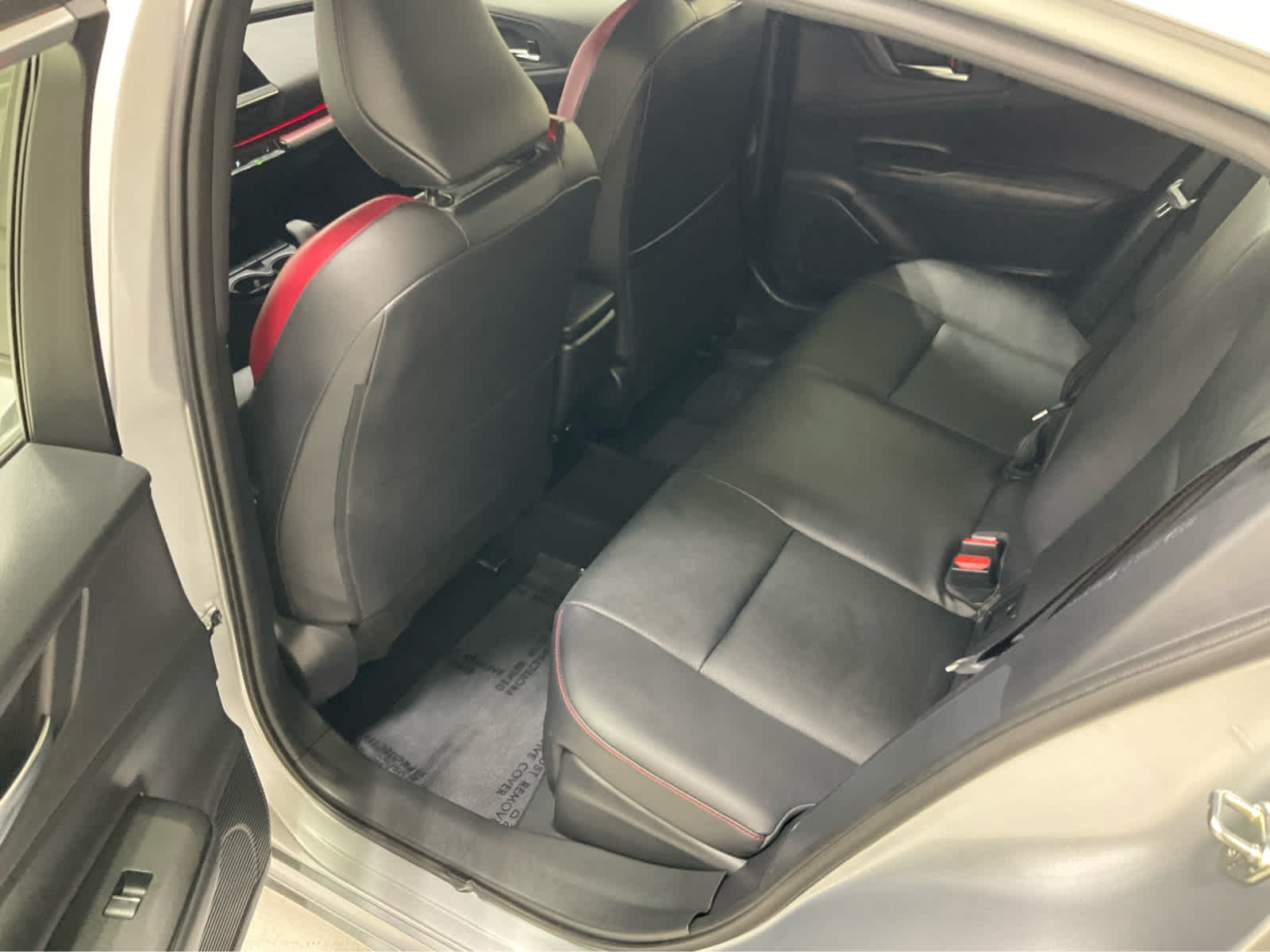 2026 Toyota Prius Plug-in Hybrid XSE - Photo 21
