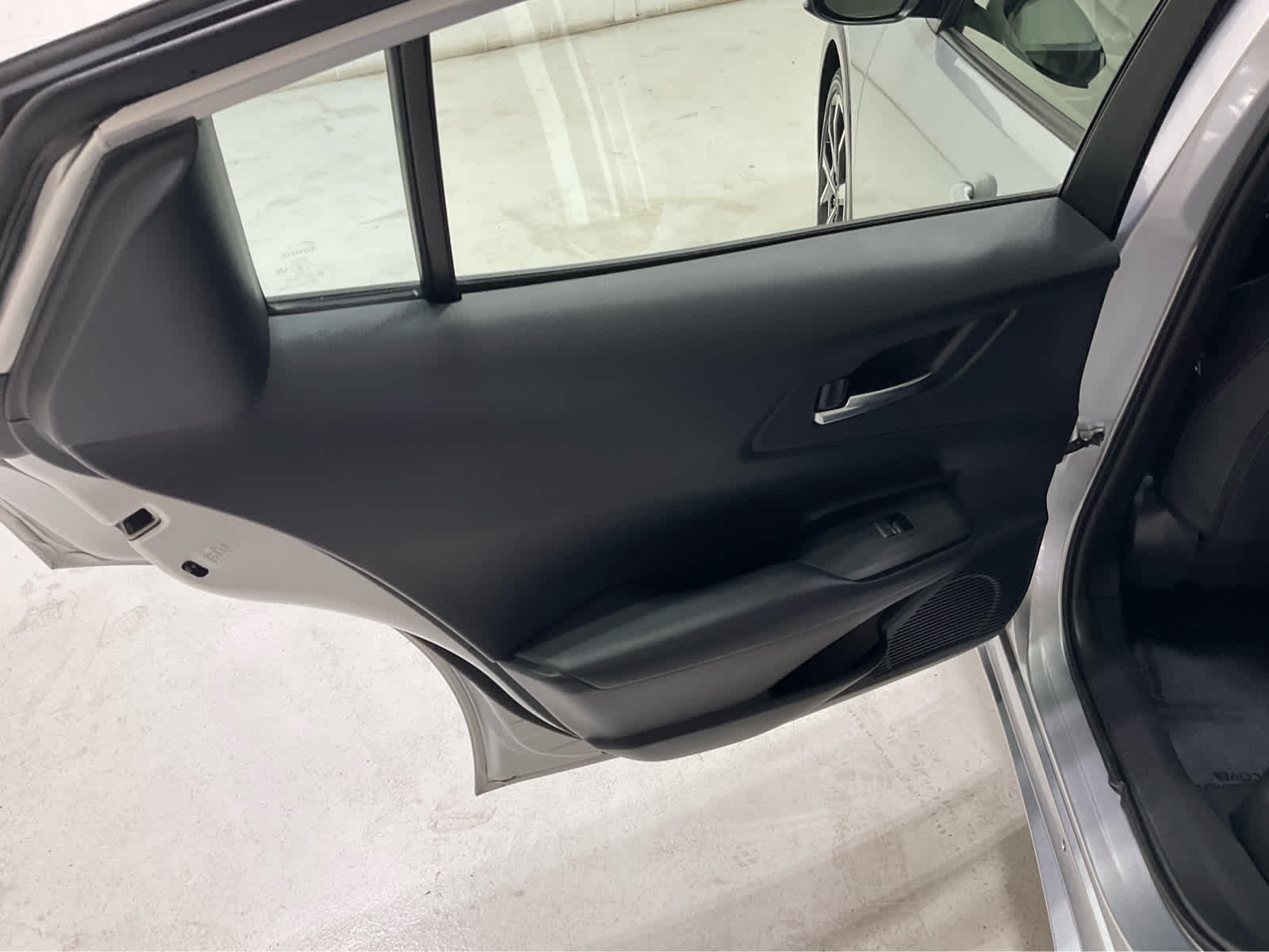 2026 Toyota Prius Plug-in Hybrid XSE - Photo 20