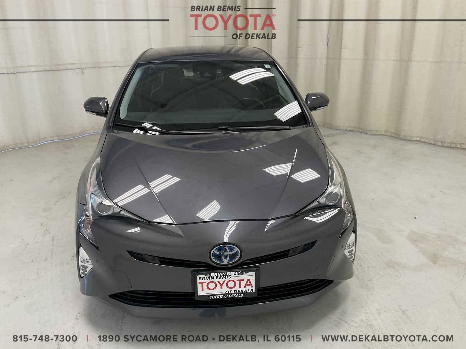 2018 Toyota Prius Four's photo