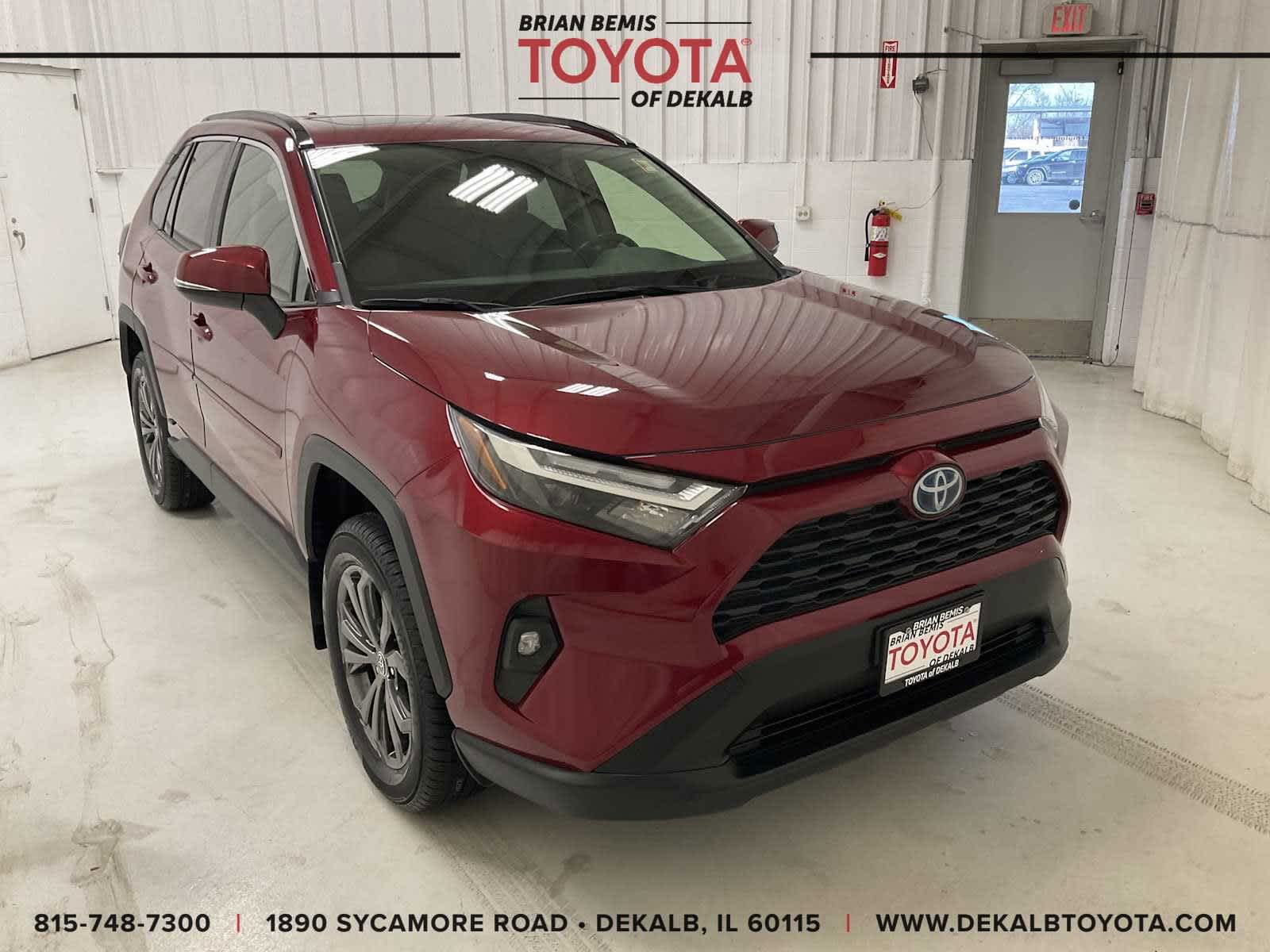 2022 Toyota RAV4 XLE Premium's photo