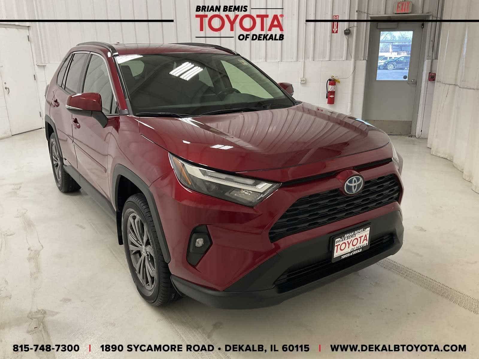 2022 Toyota RAV4 XLE Premium's photo