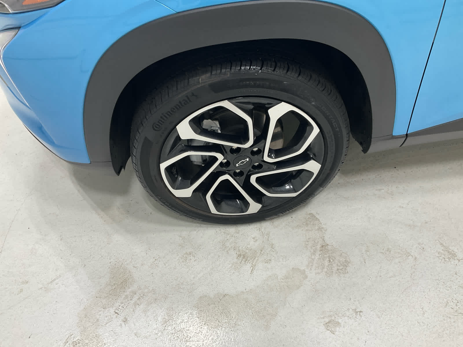 Used 2025 Chevrolet Trax SUV