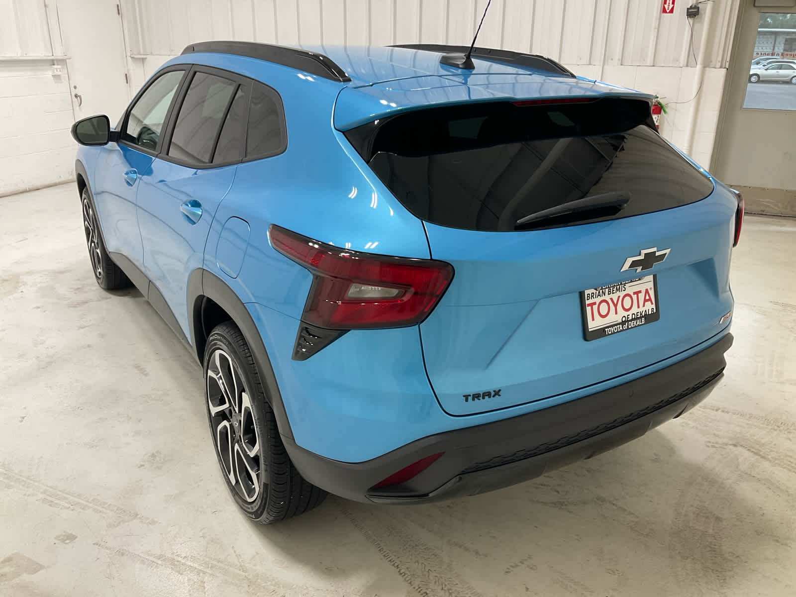 Used 2025 Chevrolet Trax SUV