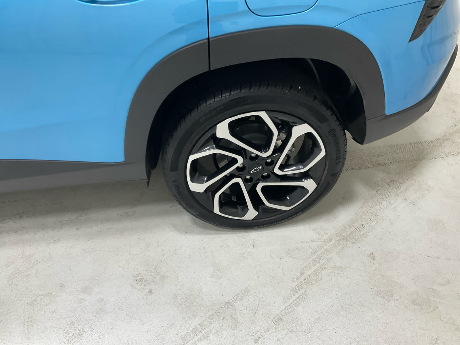 Used 2025 Chevrolet Trax SUV