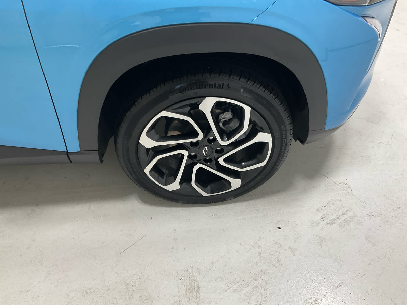 Used 2025 Chevrolet Trax SUV