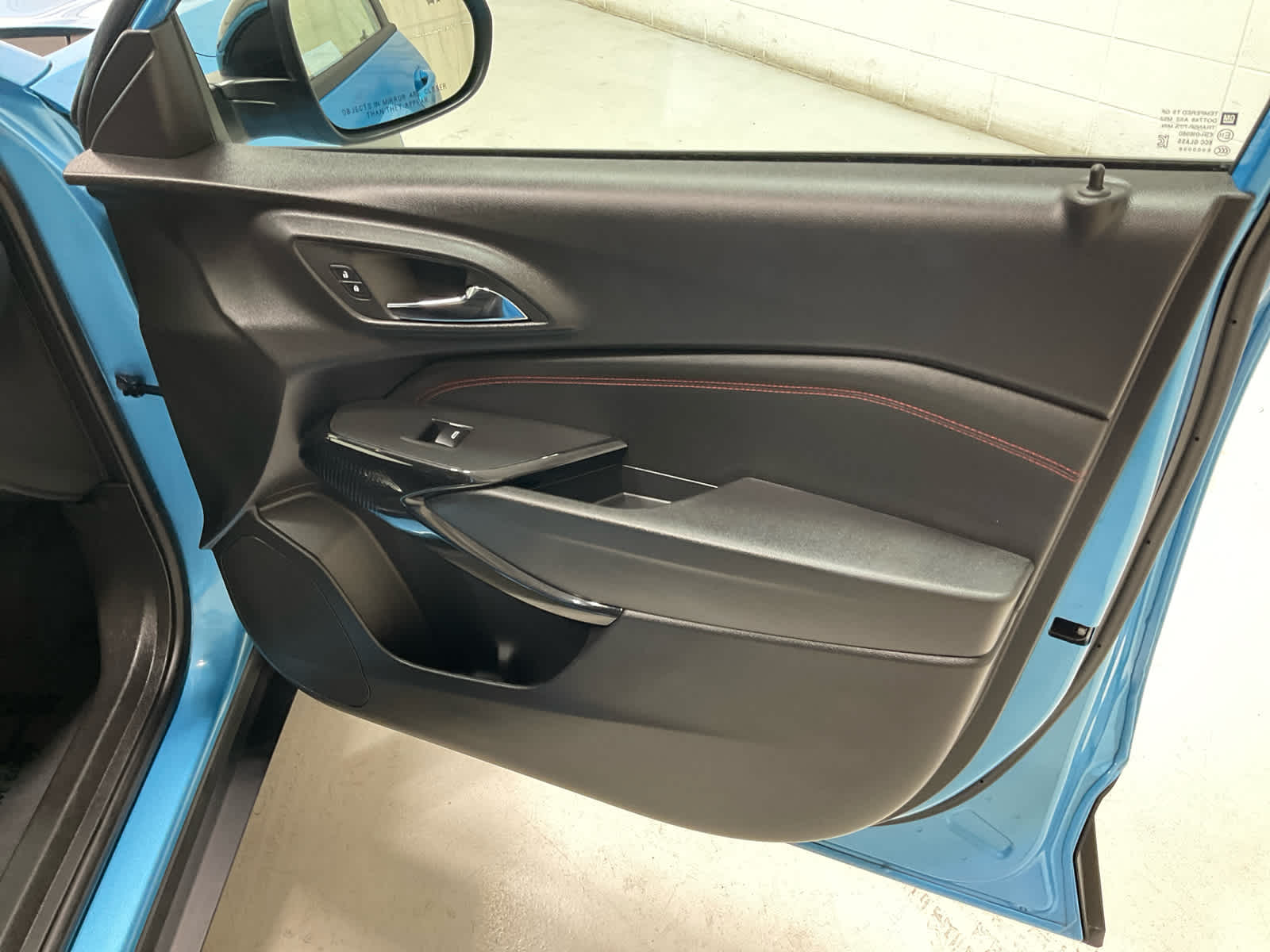 Used 2025 Chevrolet Trax SUV
