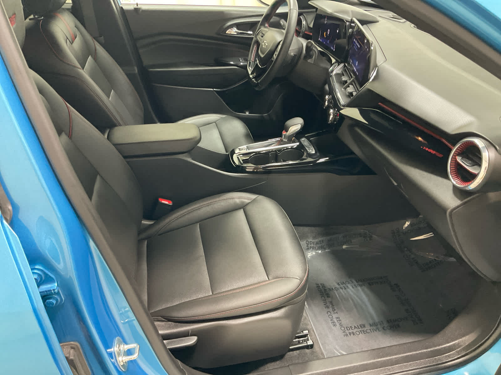 Used 2025 Chevrolet Trax SUV