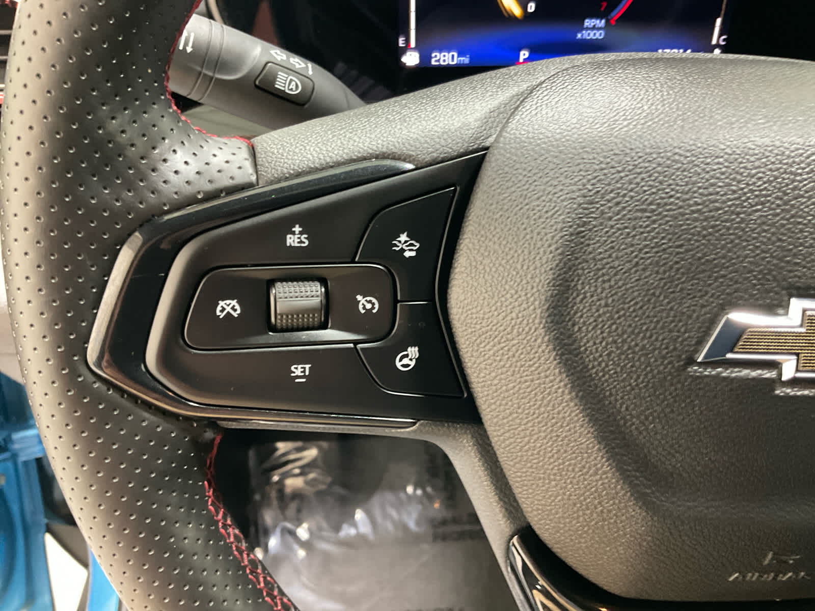 Used 2025 Chevrolet Trax SUV