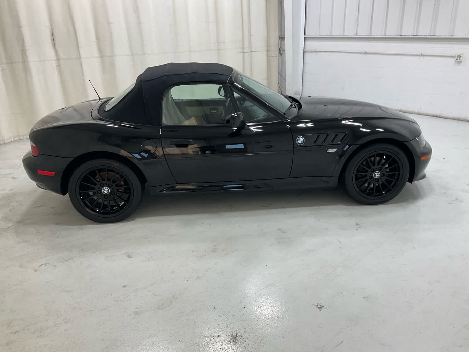 Used 2001 BMW Z3 3.0i Convertible