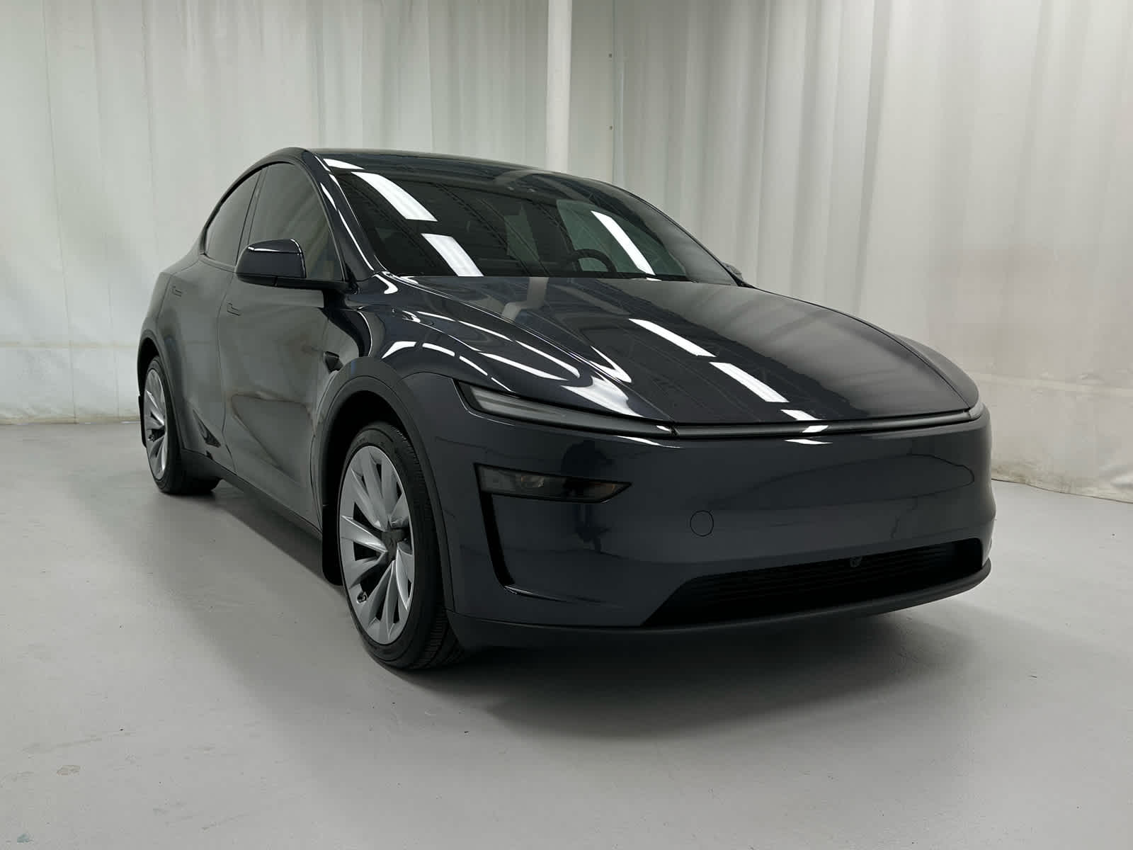 Gray (Stealth Grey) 2026 Tesla Model Y Long Range Launch Series AWD SUV / Crossover All-Wheel Drive 1-Speed Automatic