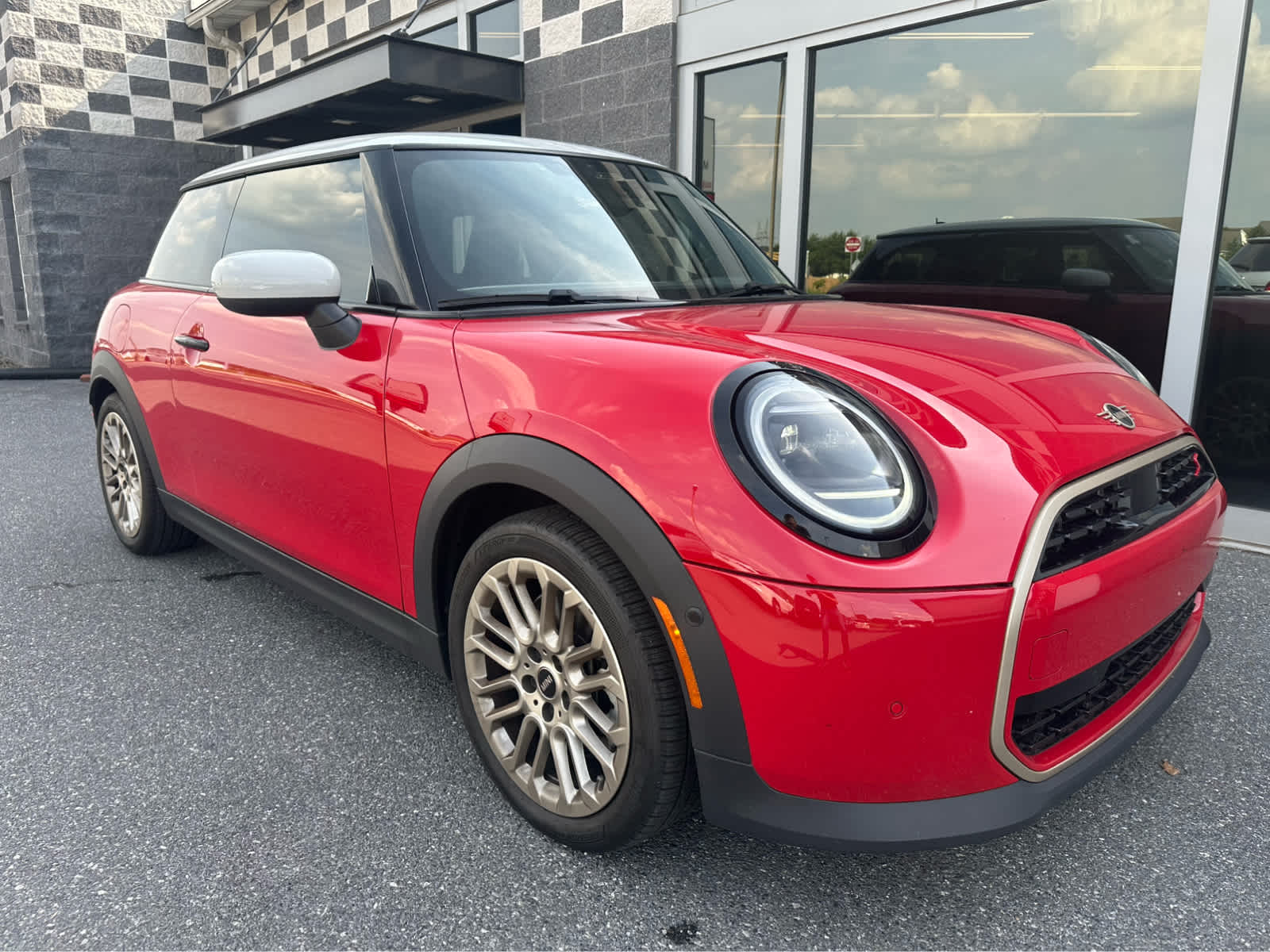 Chili Red II 2026 MINI Cooper S 2-Door Hatchback FWD Hatchback Front-Wheel Drive 7-Speed Automatic