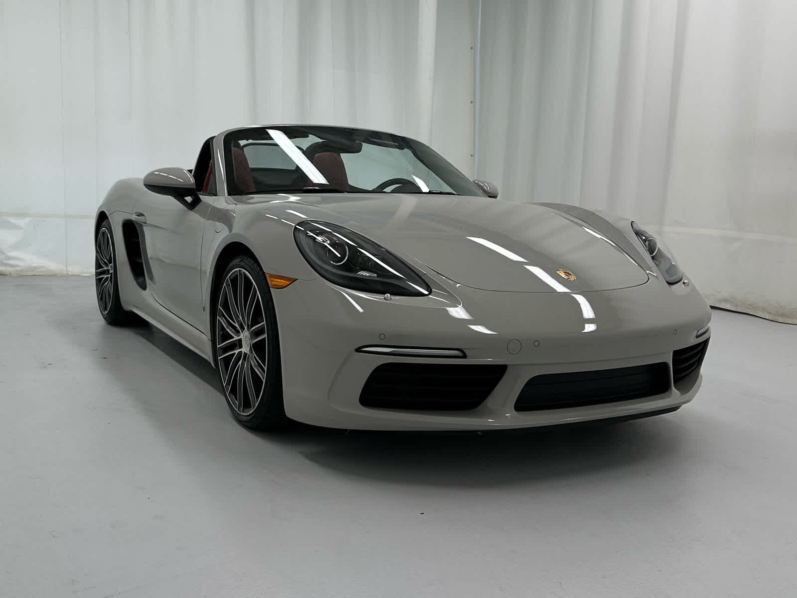 Chalk 2024 Porsche 718 Boxster S RWD Convertible Rear-Wheel Drive 7-Speed Automatic