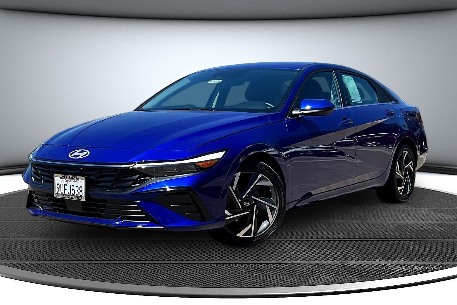Intense Blue 2025 Hyundai Elantra Sedan Front-Wheel Drive Continuously Variable Transmission