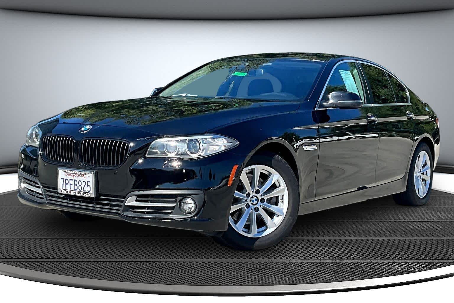 2015 BMW 5 Series 528i Sedan RWD