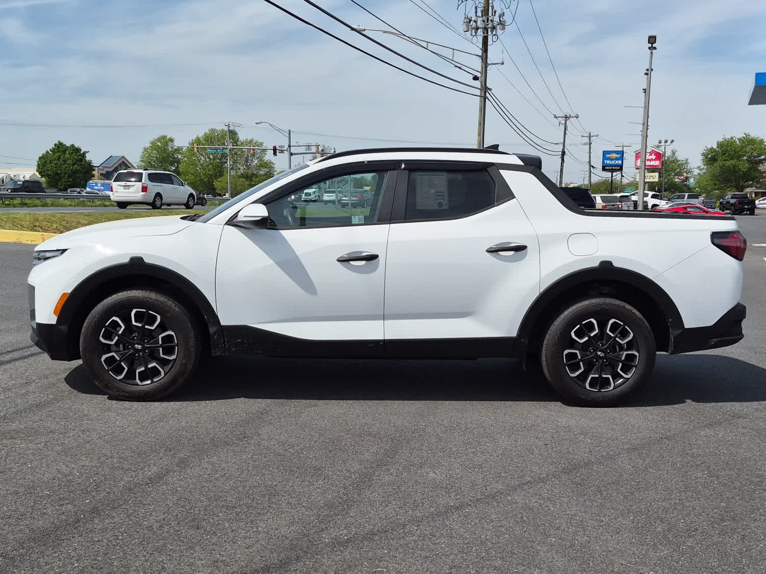 View vehicle photo 5