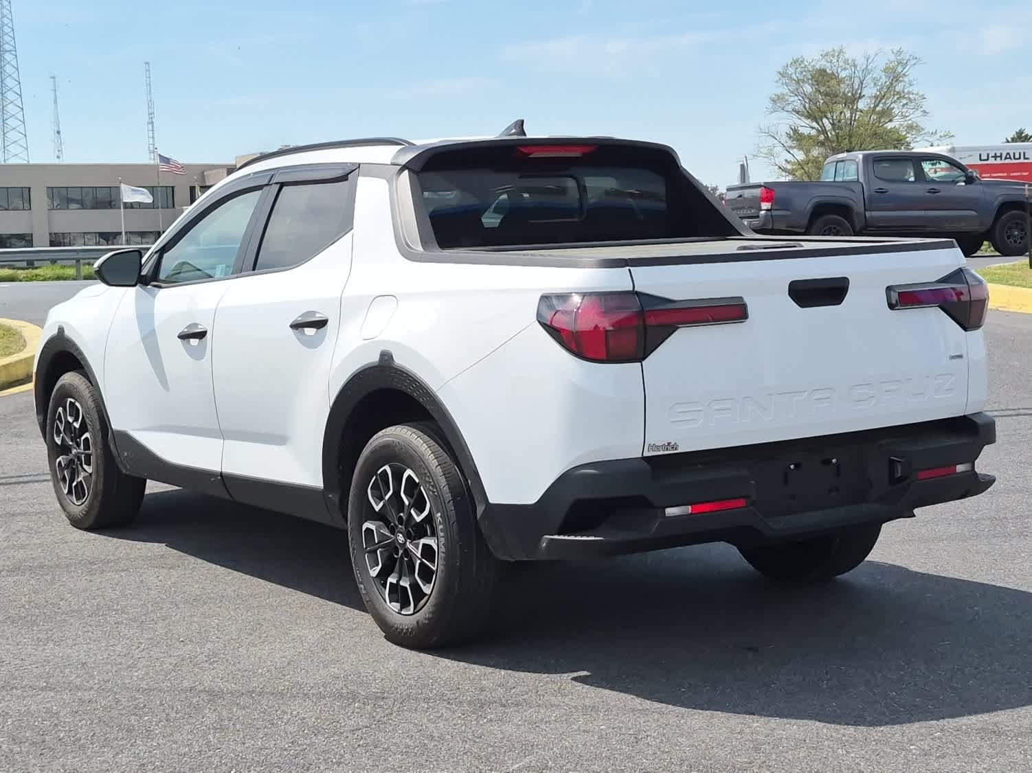 View vehicle photo 4