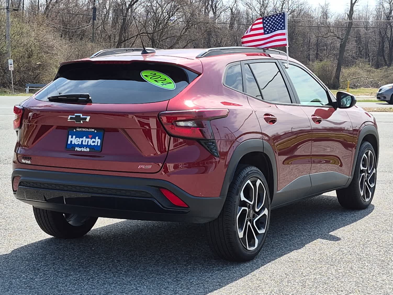 View vehicle photo 3