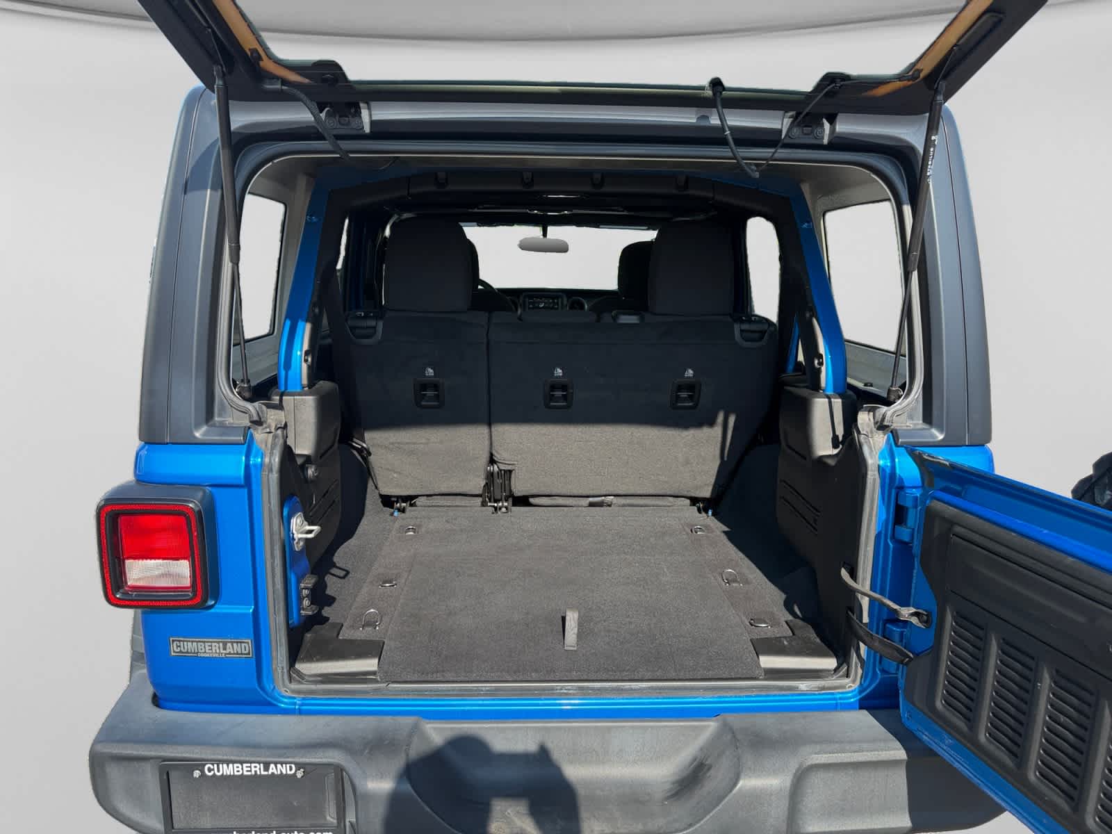Used 2023 Jeep Wrangler SUV