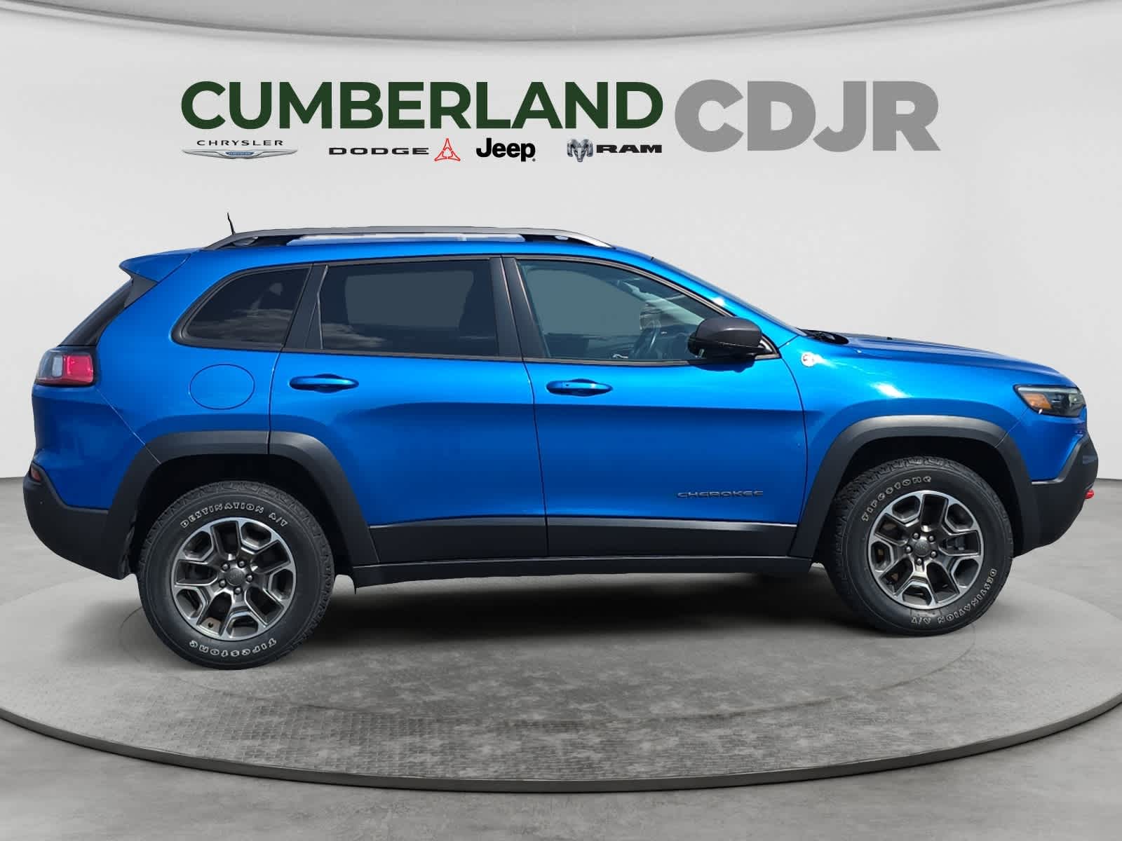 Used 2020 Jeep Cherokee SUV