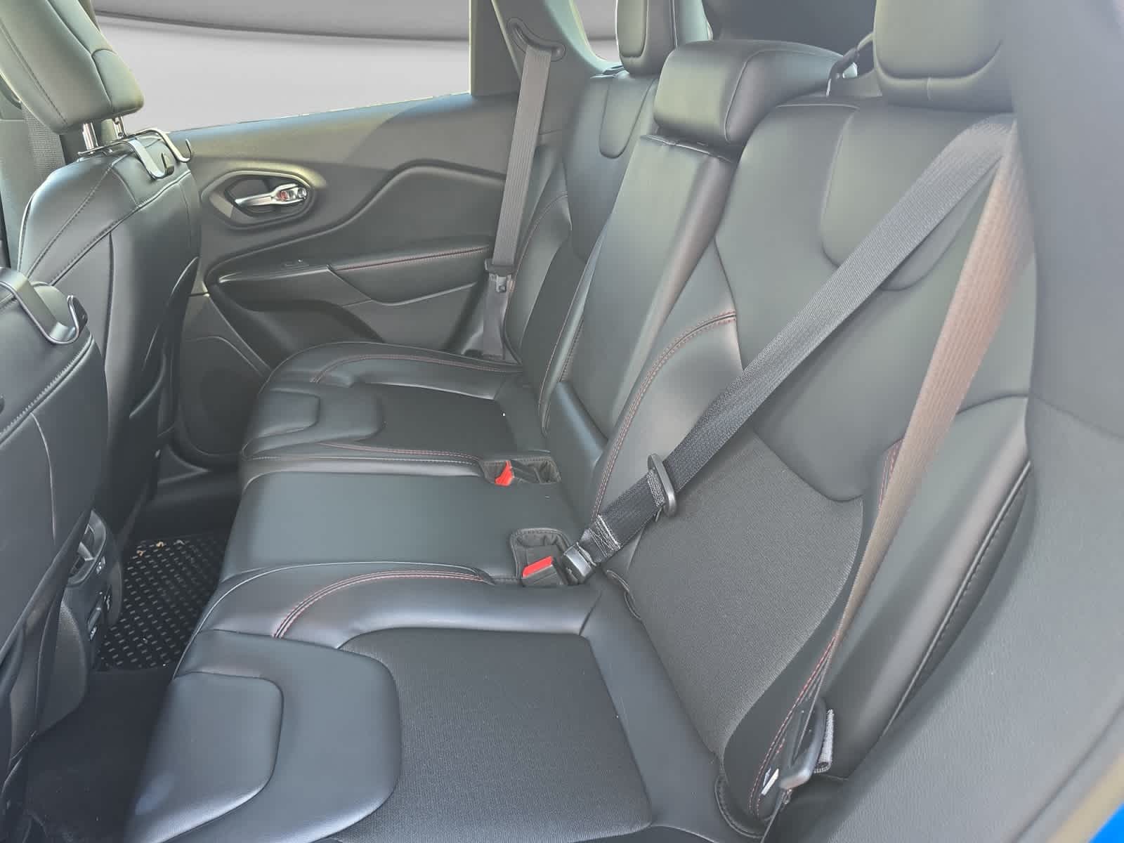 Used 2020 Jeep Cherokee SUV
