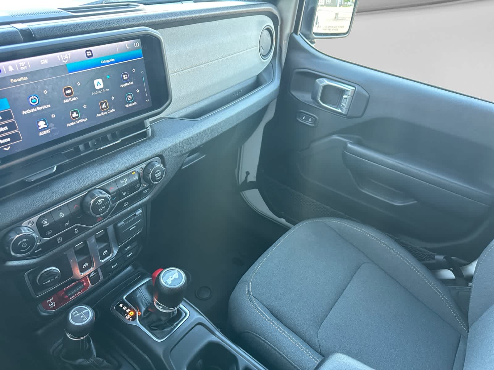 Used 2024 Jeep Wrangler SUV