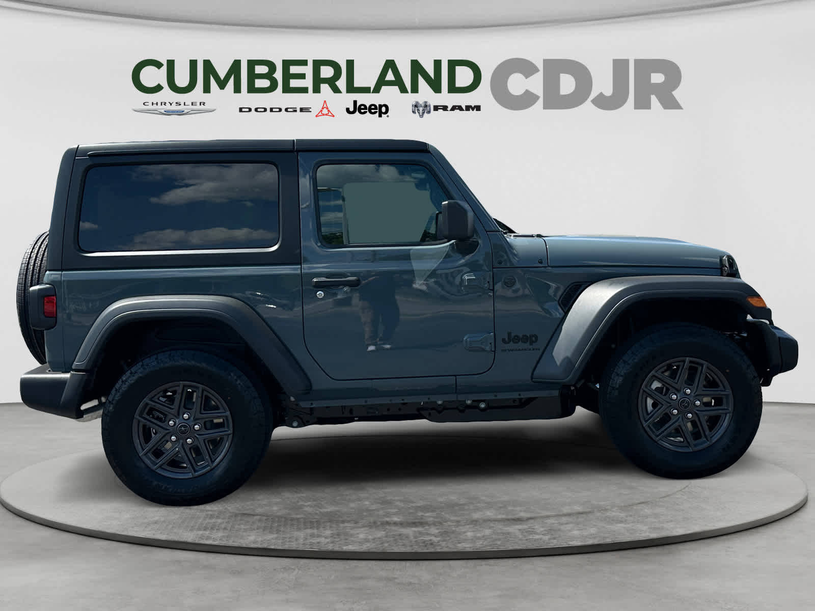 View vehicle photo 7