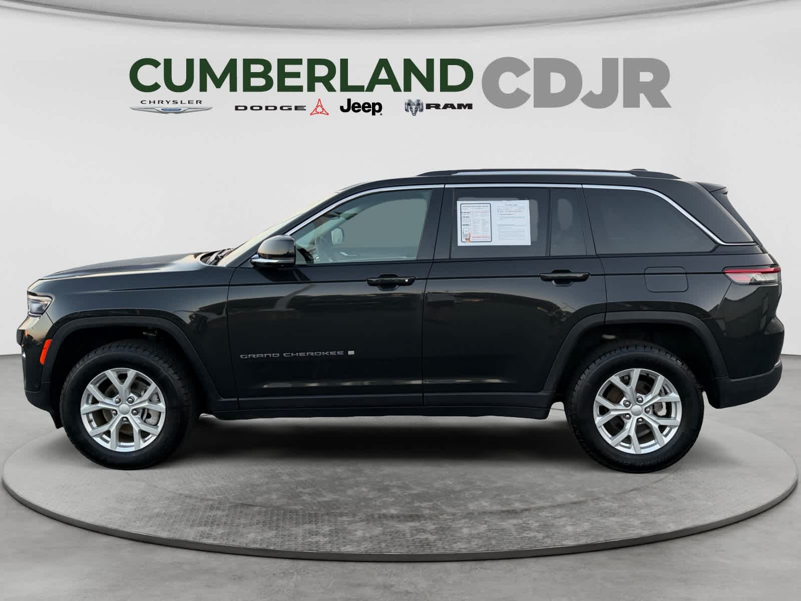 Used 2024 Jeep Grand Cherokee SUV
