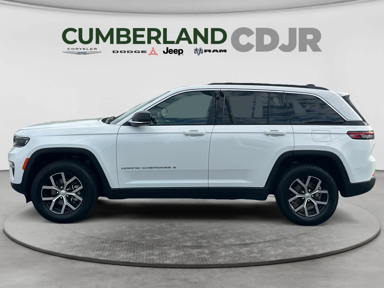 Used 2024 Jeep Grand Cherokee SUV