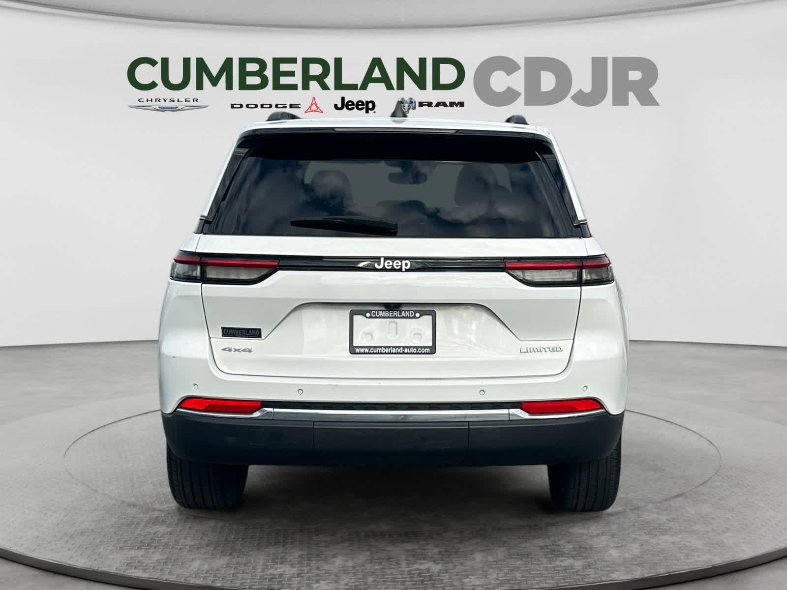 Used 2024 Jeep Grand Cherokee SUV