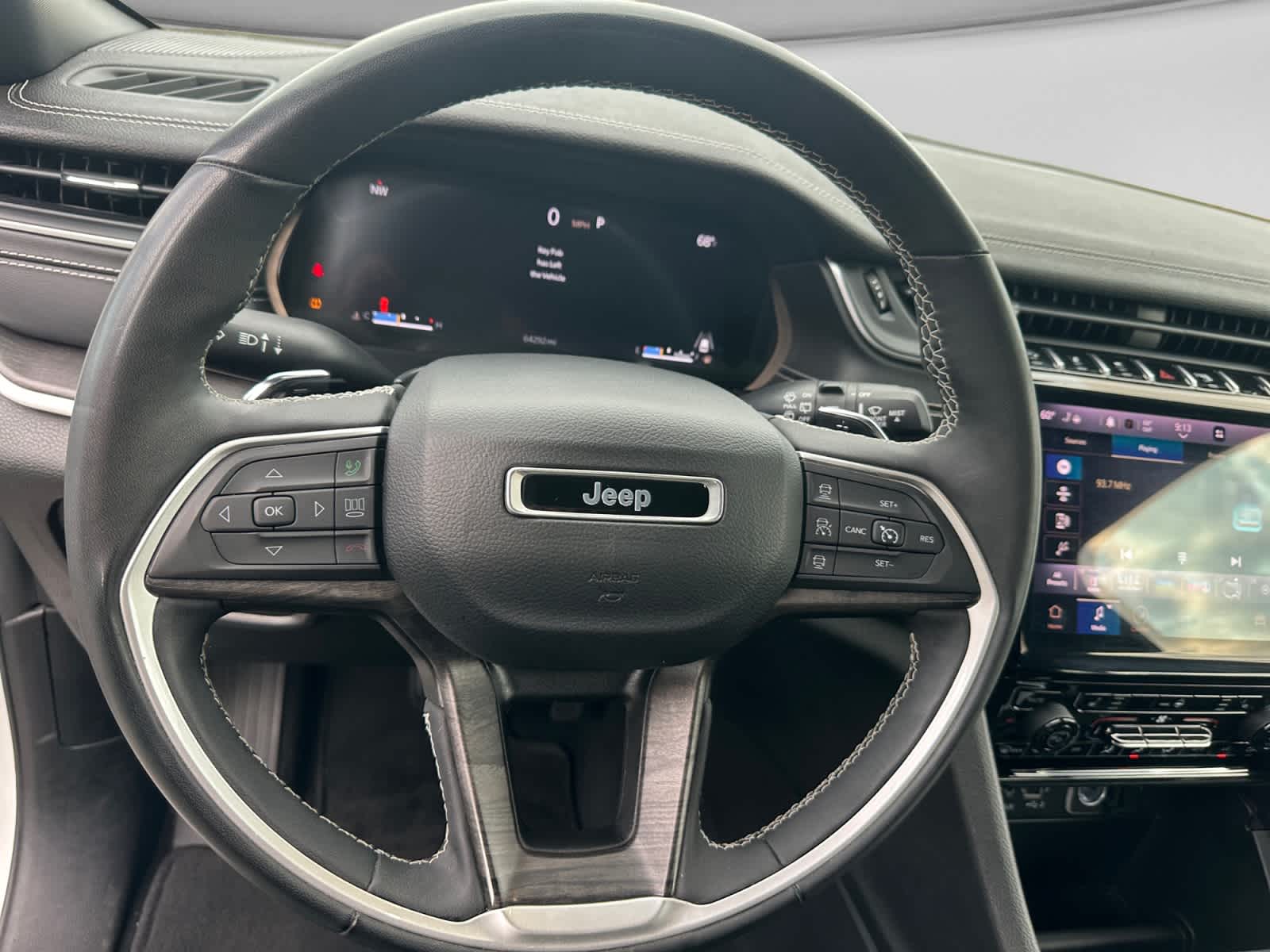 Used 2024 Jeep Grand Cherokee SUV