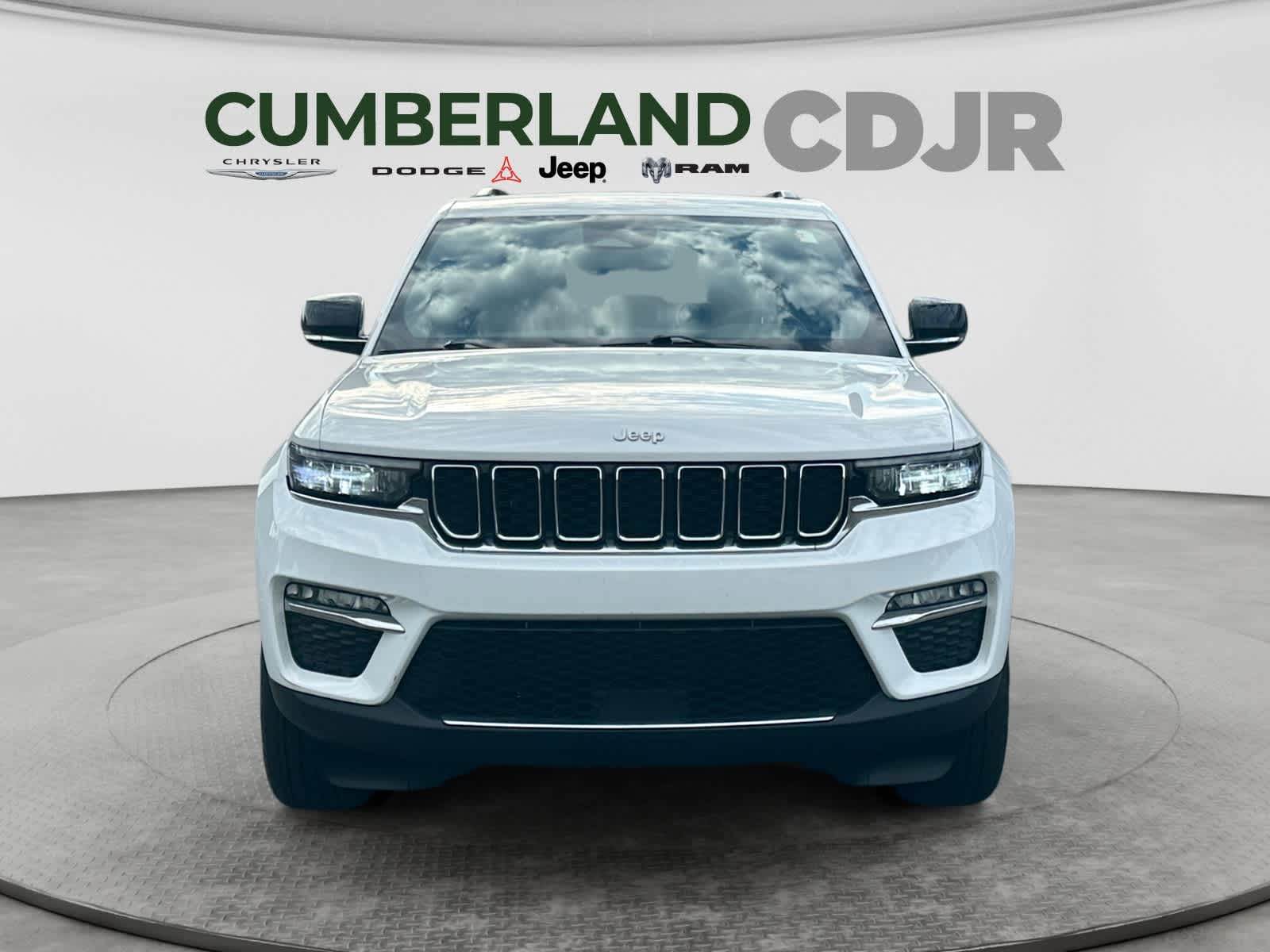 Used 2024 Jeep Grand Cherokee SUV