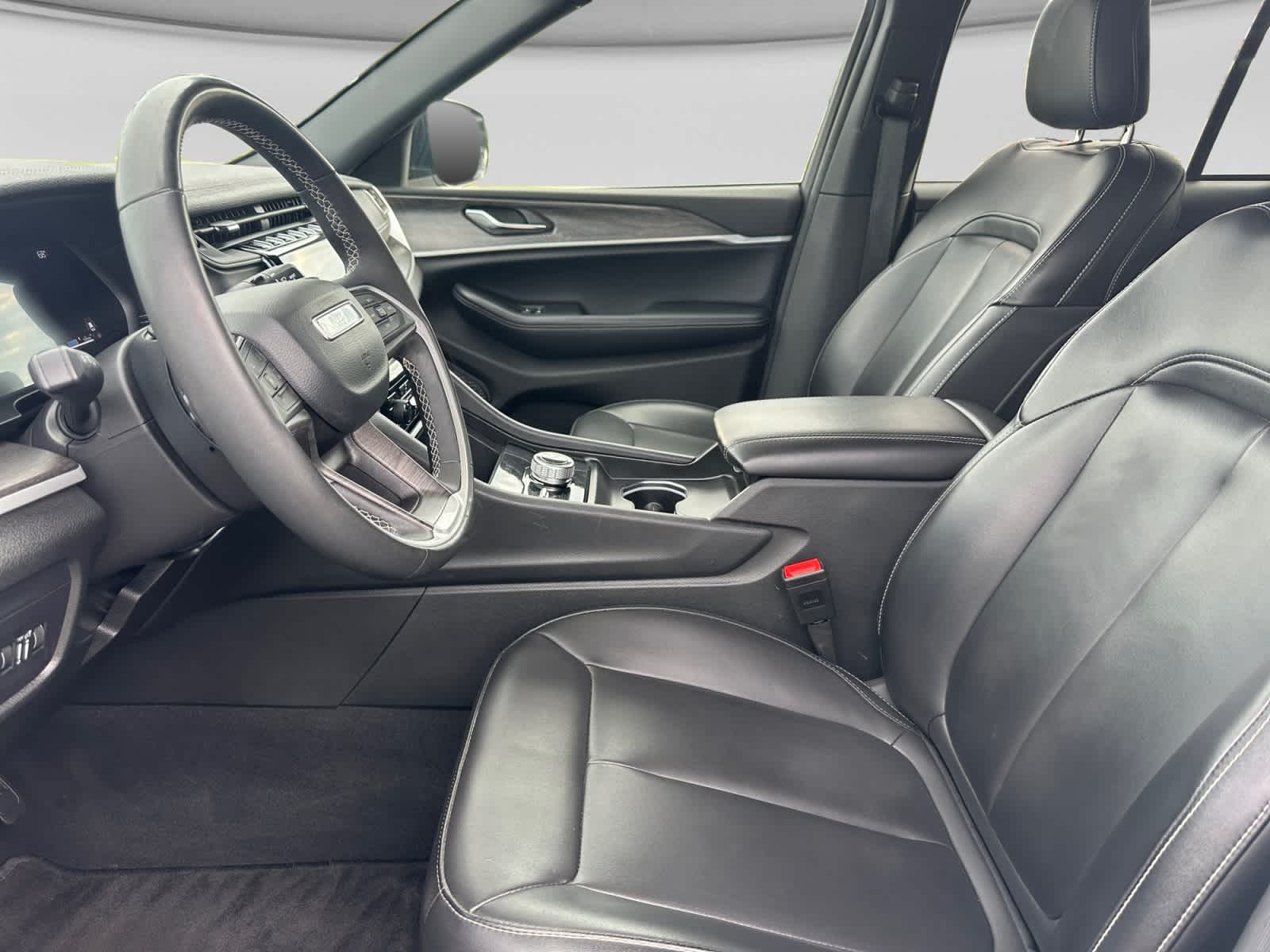 Used 2024 Jeep Grand Cherokee SUV