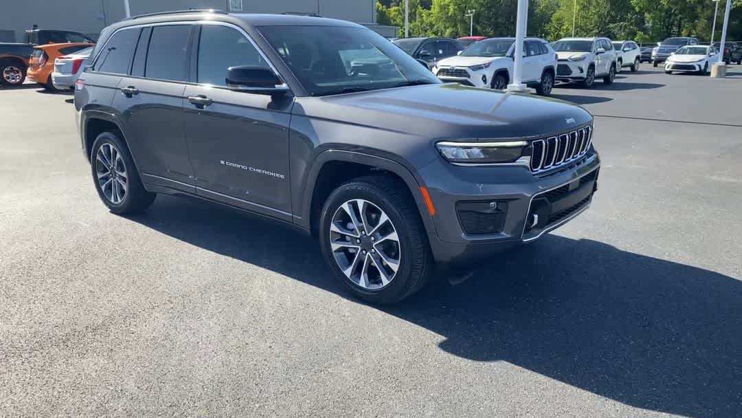 2024 Jeep Grand Cherokee Overland 4WD