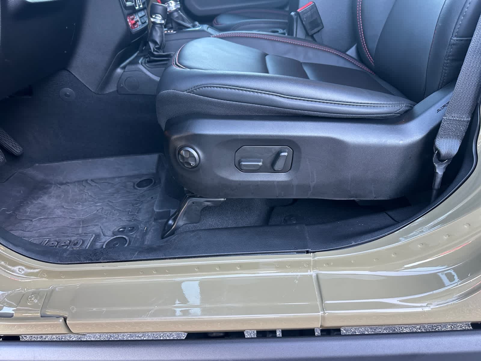 Used 2025 Jeep Gladiator Truck