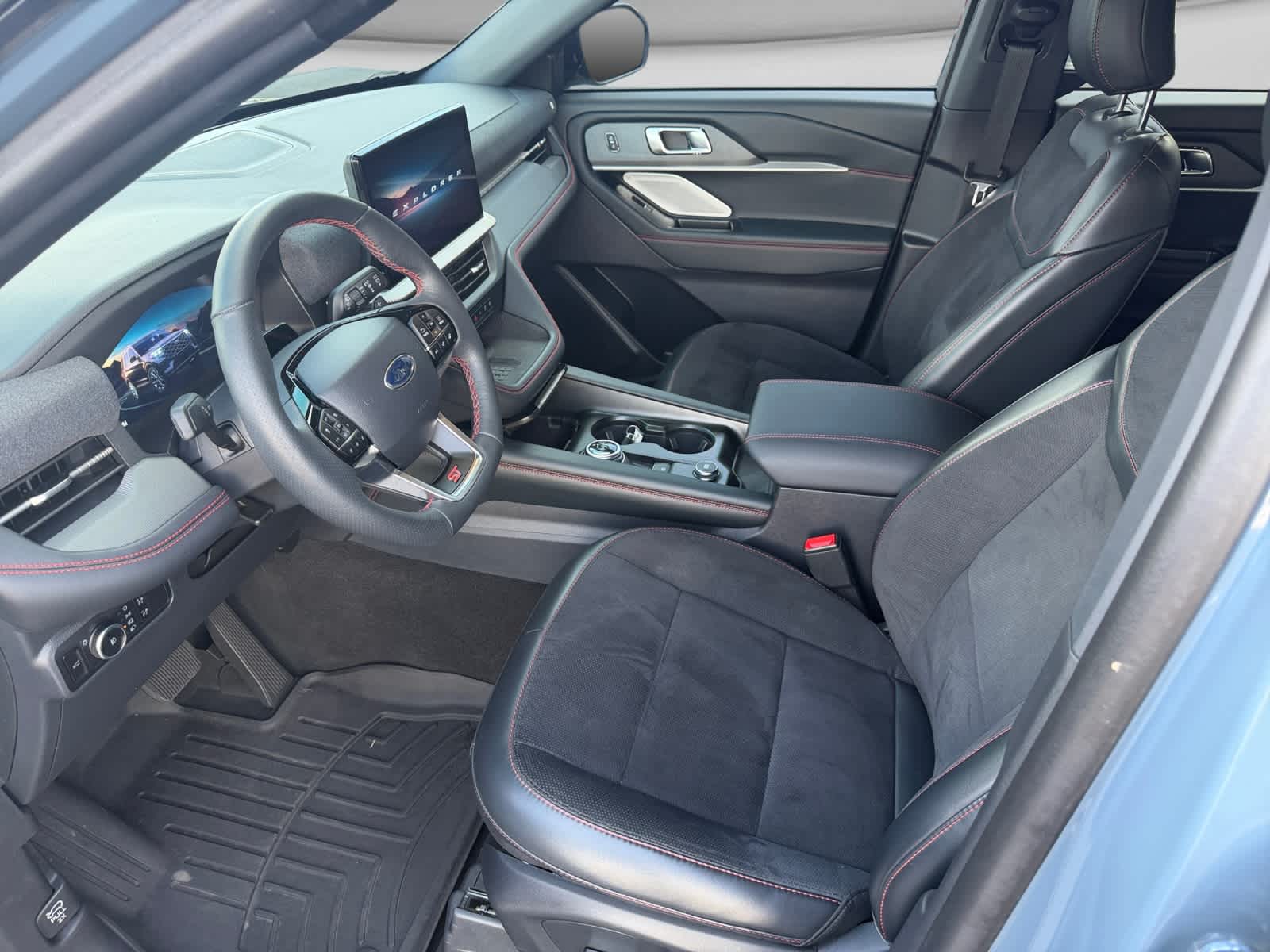 Used 2025 Ford Explorer SUV