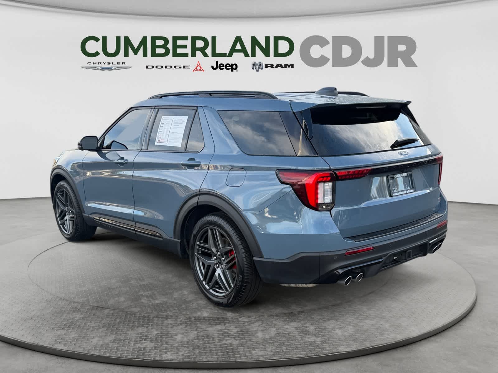 Used 2025 Ford Explorer SUV