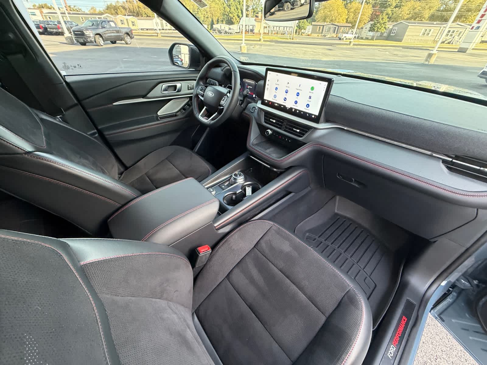 Used 2025 Ford Explorer SUV
