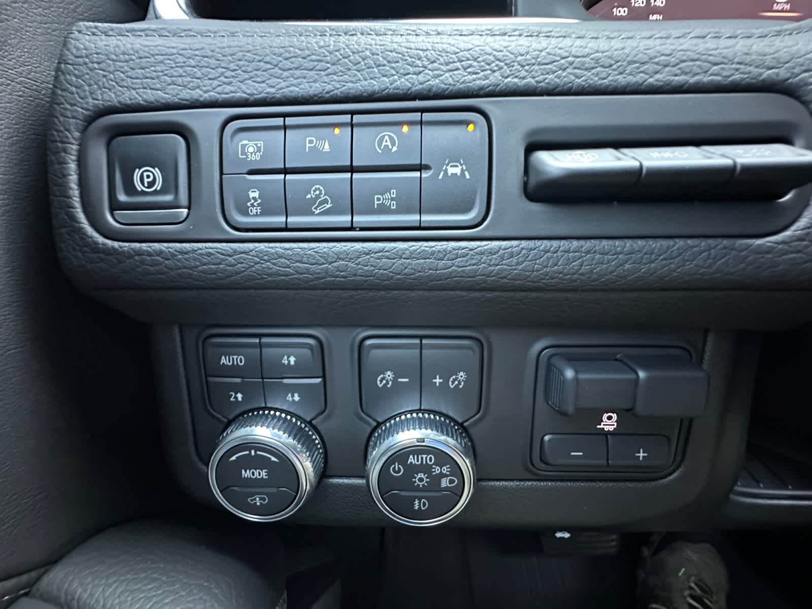 Used 2024 GMC Yukon XL Denali SUV
