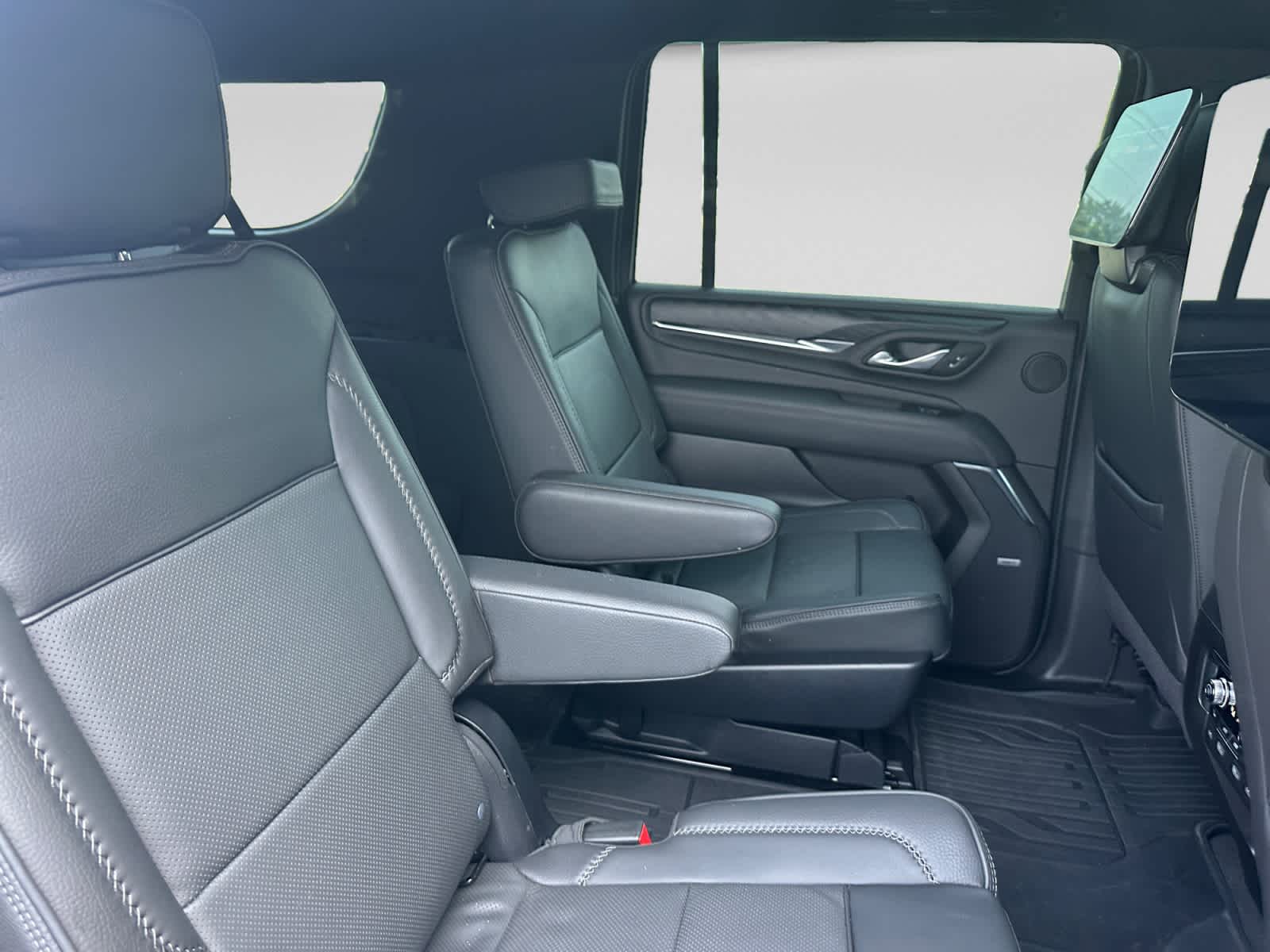 Used 2024 GMC Yukon XL Denali SUV