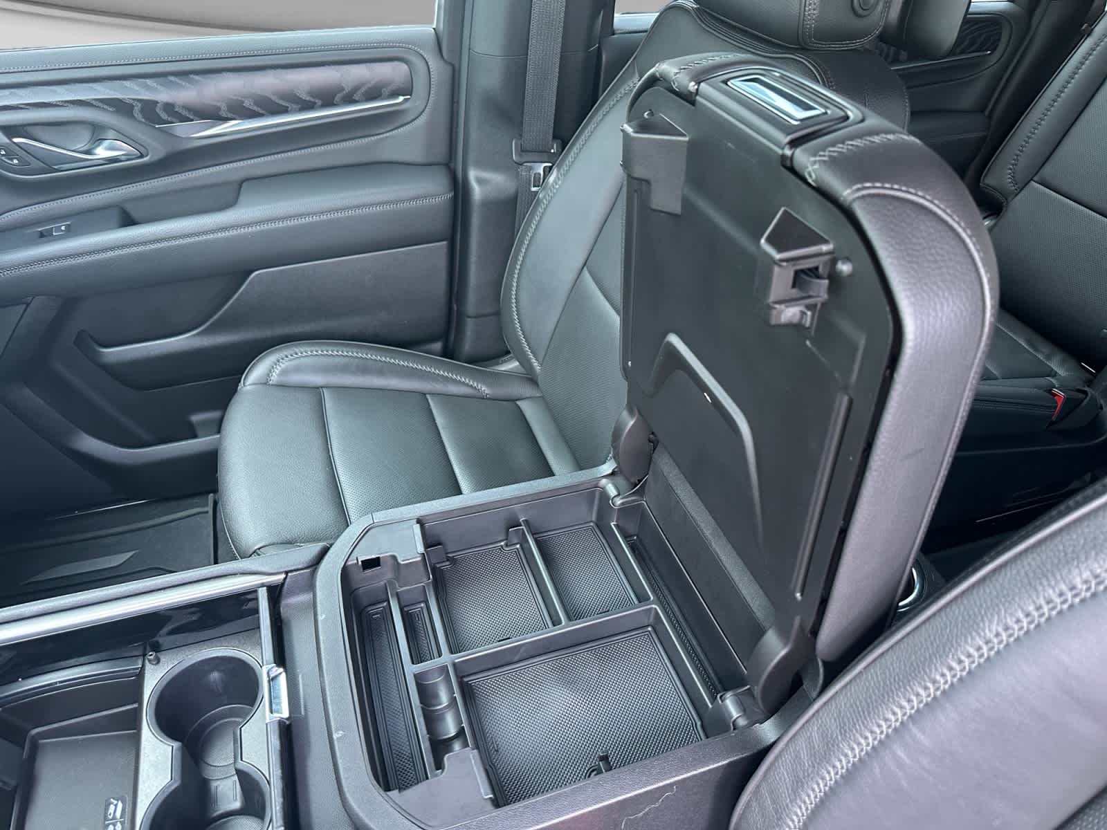 Used 2024 GMC Yukon XL Denali SUV