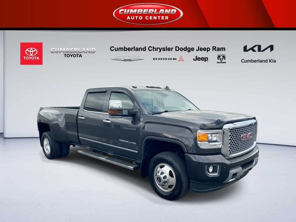Gray (Iridium Metallic) 2015 GMC Sierra 3500HD Denali Crew Cab LB DRW 4WD Pickup Truck Four-Wheel Drive 6-Speed Automatic